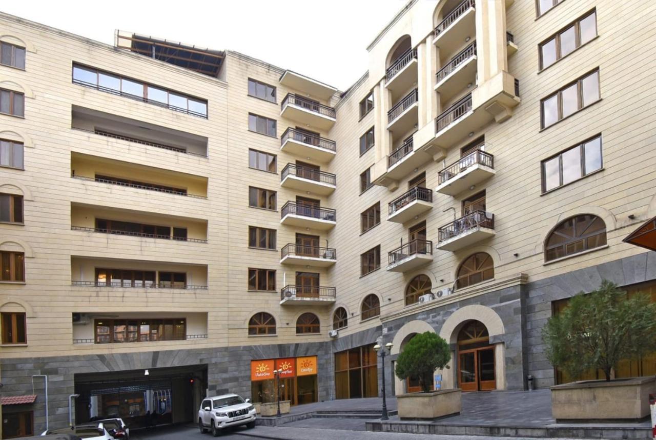 Byuzand7 New Building In Republic Square Erivan Exterior foto